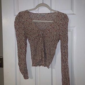 American eagle floral tie front knot top